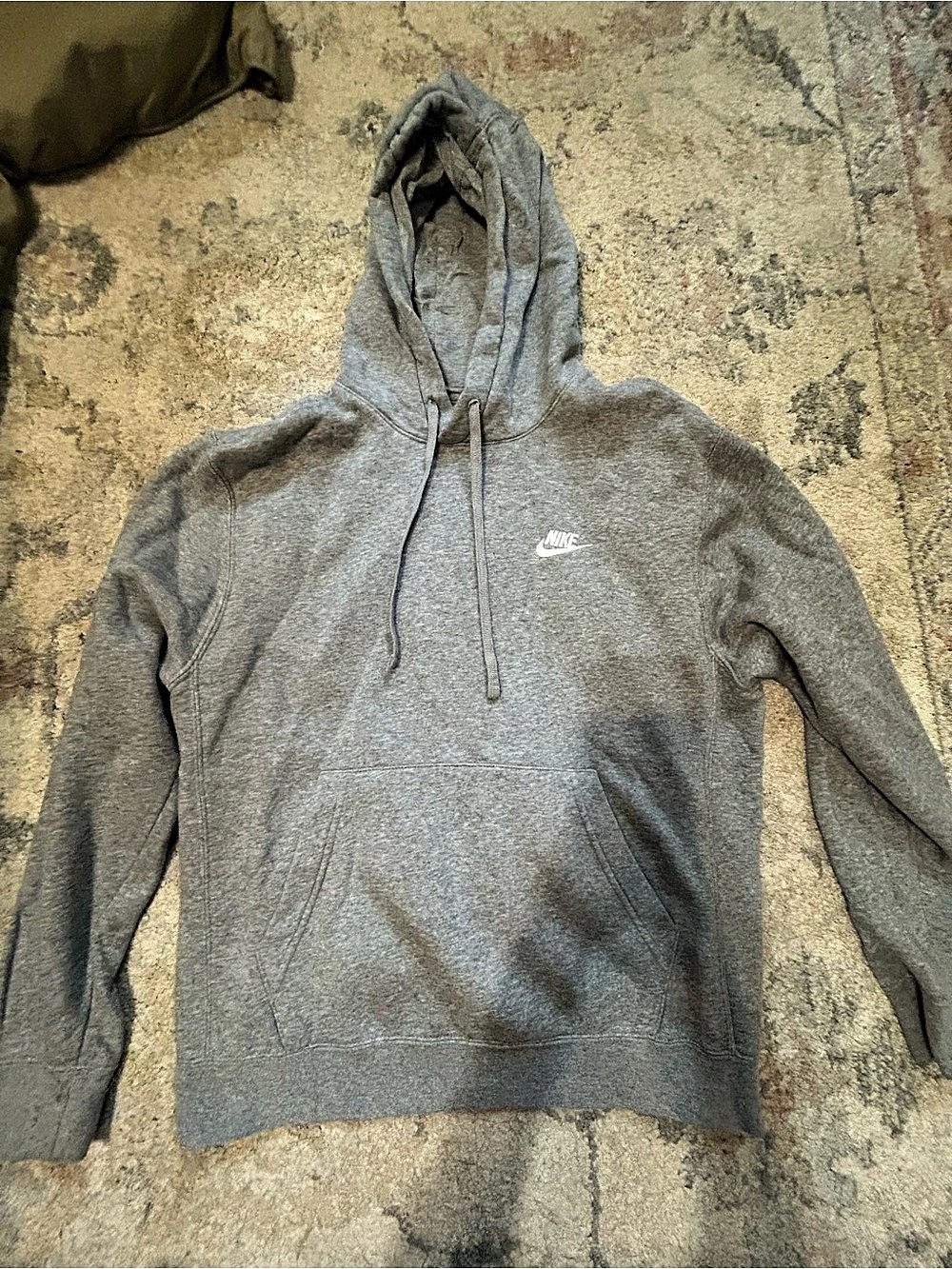 Nike Sportswear Club Fleece Pullover Hoodie Gray Small